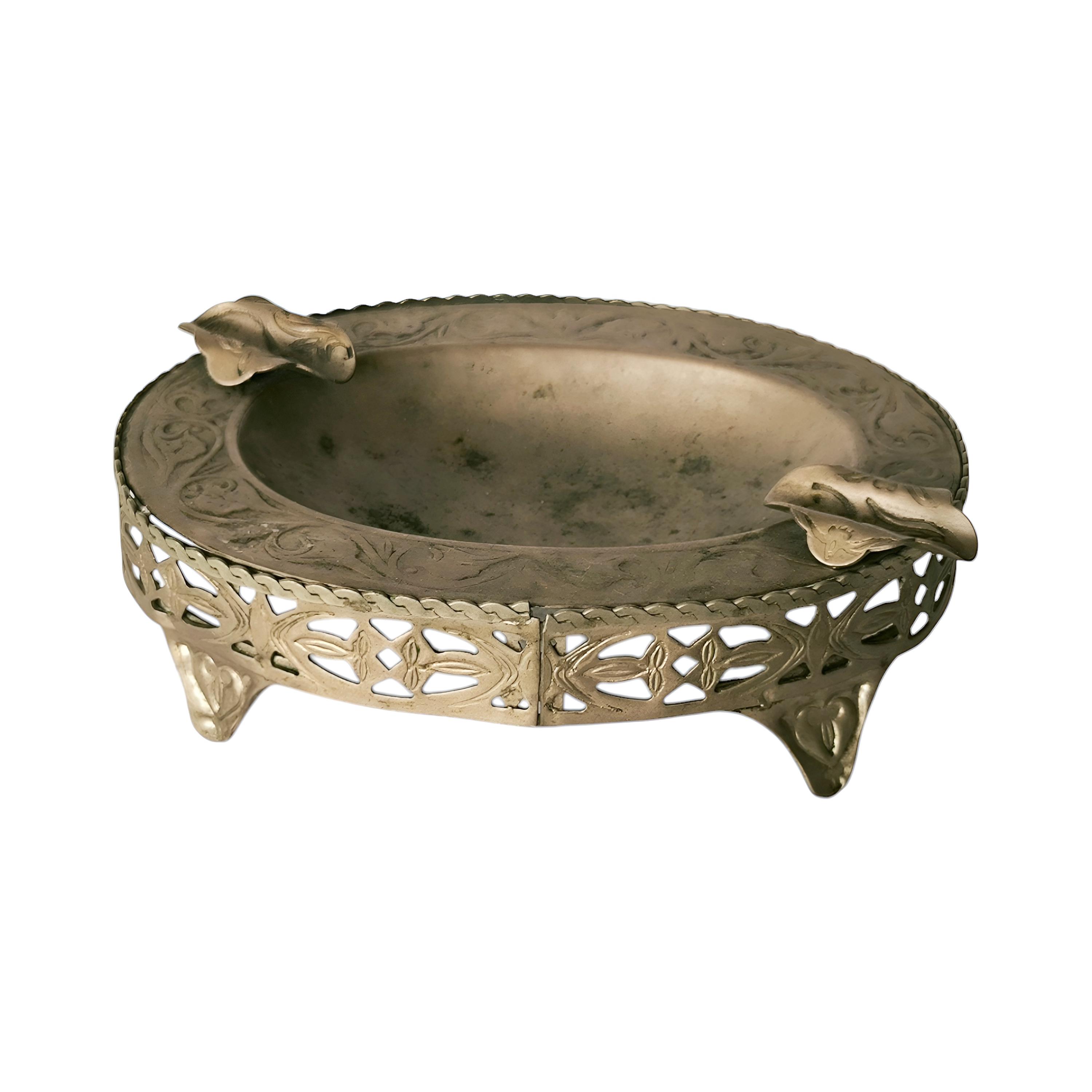 美しいヴィンテージ灰皿、非常にヴィンテージな雰囲気、ラトビア、1930