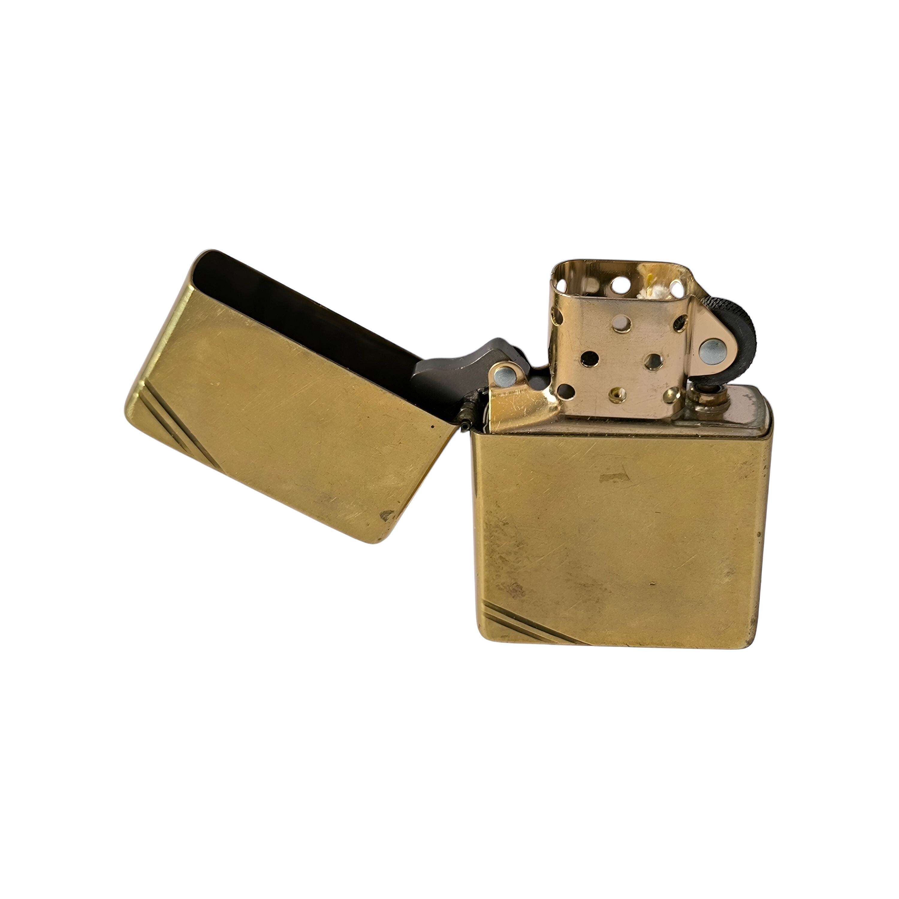 Classic 1937 Replica - Beautiful Vintage ZIPPO Brass Petrol 