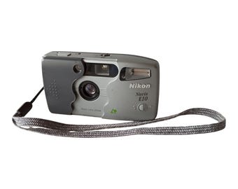 ニコン　NUVIS s2000　フィルム　電池付き Nikon Nuvis S 2000 Point&Shoot APS 24-48mm [4145172] | eBay