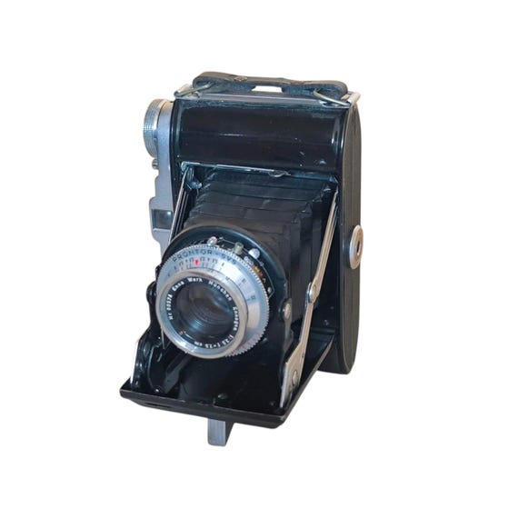 Balda Baldix with Enna Werk München Ennagon 3,5/75mm Lens & Prontor-SVS Shutter - Medium Format Folding Photo Film Camera, 1950s