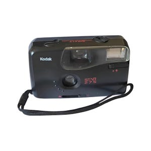 Kodak Star 275 - Vintage 35mm Point & Shoot Photo Film Camera, Strap, Great Condition, 1990s