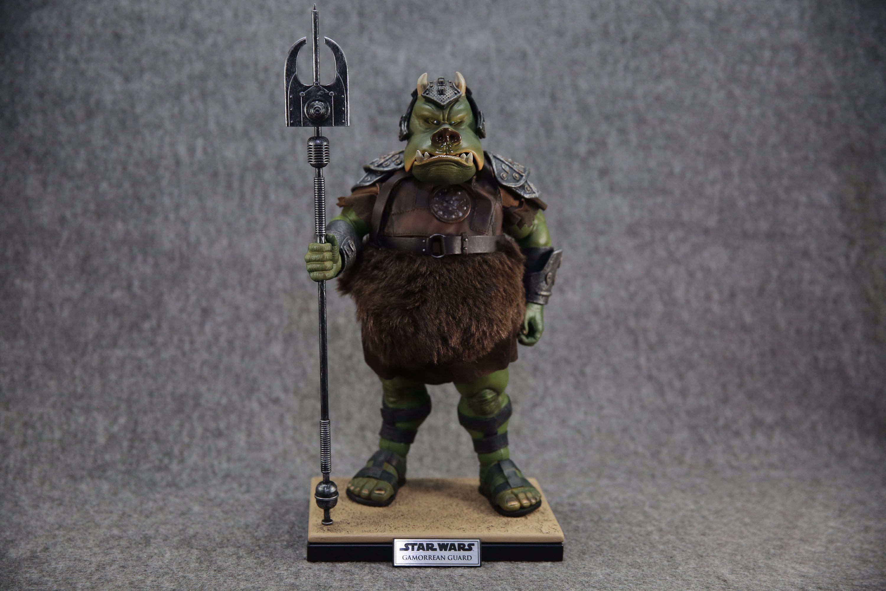 Gamorrean guard - Etsy 日本 Gamorrean guard - Etsy 日本