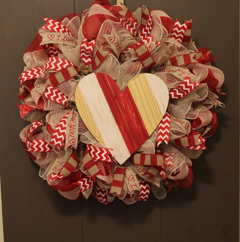 Red Burlap Deco Mesh Wreath Valentine\u2019s Day Wreath