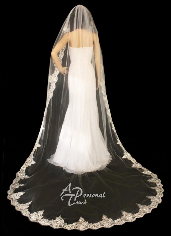 Cathedral Length Wedding Bridal Veil - Floral Scalloped Lace  display picture 3