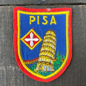 Vintage PISA ITALY Leaning Tower of Pisa with Flag Tuscany Region Italian Travel Patch Sew on Embroidered Applique Travel Souvenir Accessory