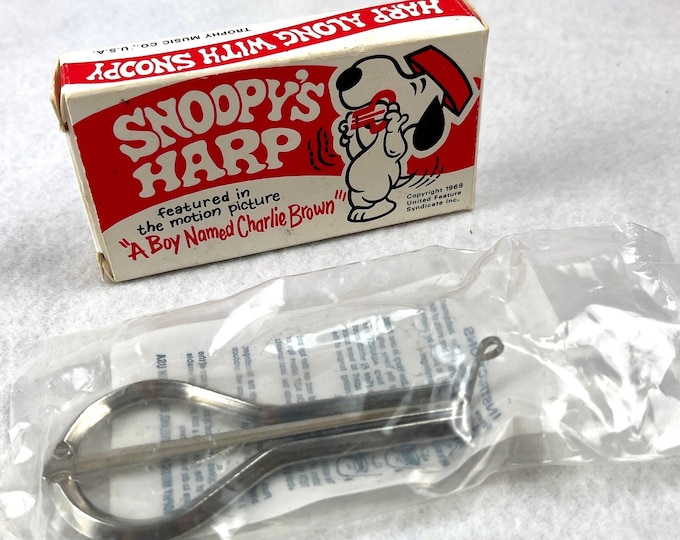 Vintage Snoopy's Mouth Harp 1970s Harp Along With Snoopy Featured in