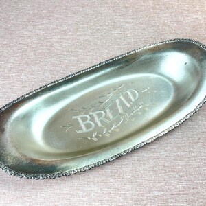Bandeja de pão vintage gravada da Rockford Silver Co., travessa de servir em prata com quatro banhos.