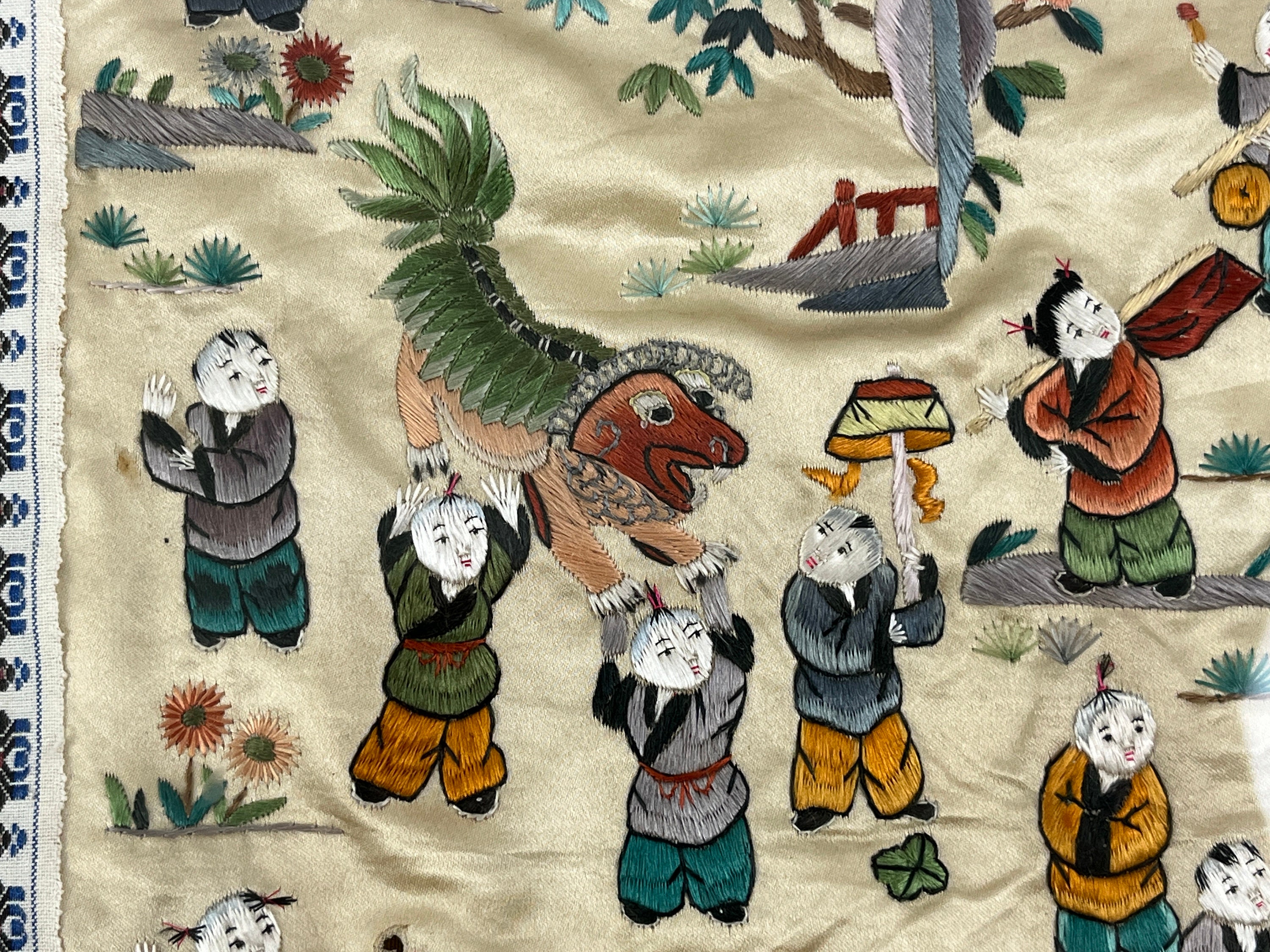 Mandarin Tapestry Kids Cummerbund Mandarin Tapestry Kids Cummerbund