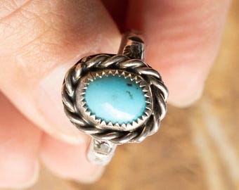 Handmade Kingman Turquoise Sterling Silver Ring size 7.75 Western Style statement Ring