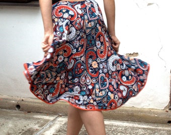 Light Flowered Tango Skirt with Red Waist