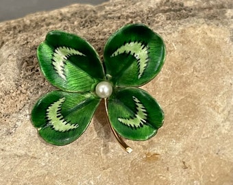 Vintage Krementz 14Kt Gold Enamel Clover Pendant Brooch, Pearl Center