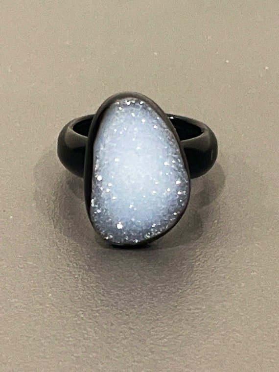 White Crystal Quartz And Black Onyx Ring Size 7.5