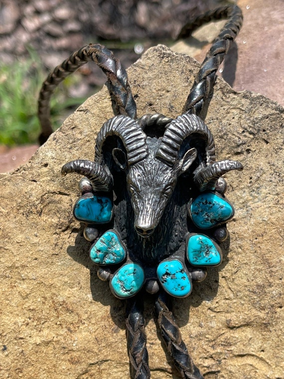 Unique Vintage Sterling Silver Turquoise Rams Head Bolo Tie