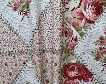 Floral Patchwork Fabric | 100% Cotton | Fat Quarter