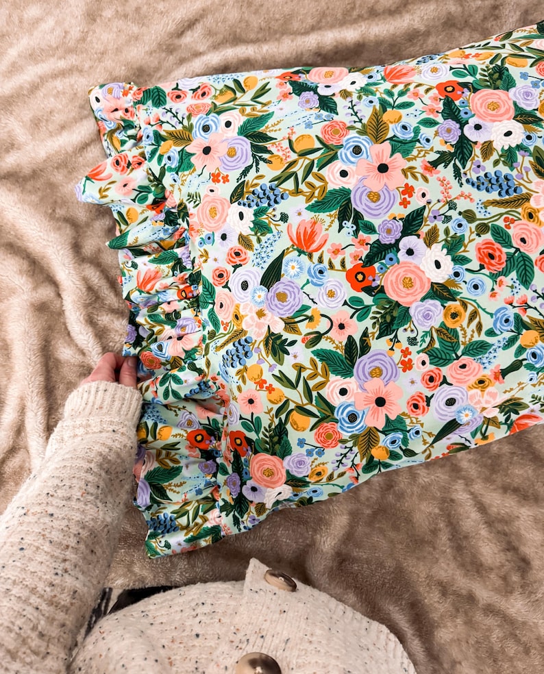 Rifle Paper Co Floral Pillowcase - Thumbnail 2