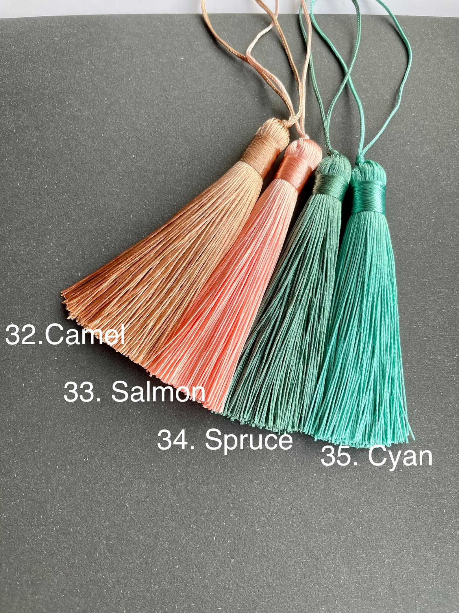 flat tassel