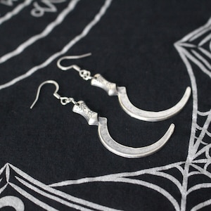 Small Silver Sickle earrings // Goth // Filigree