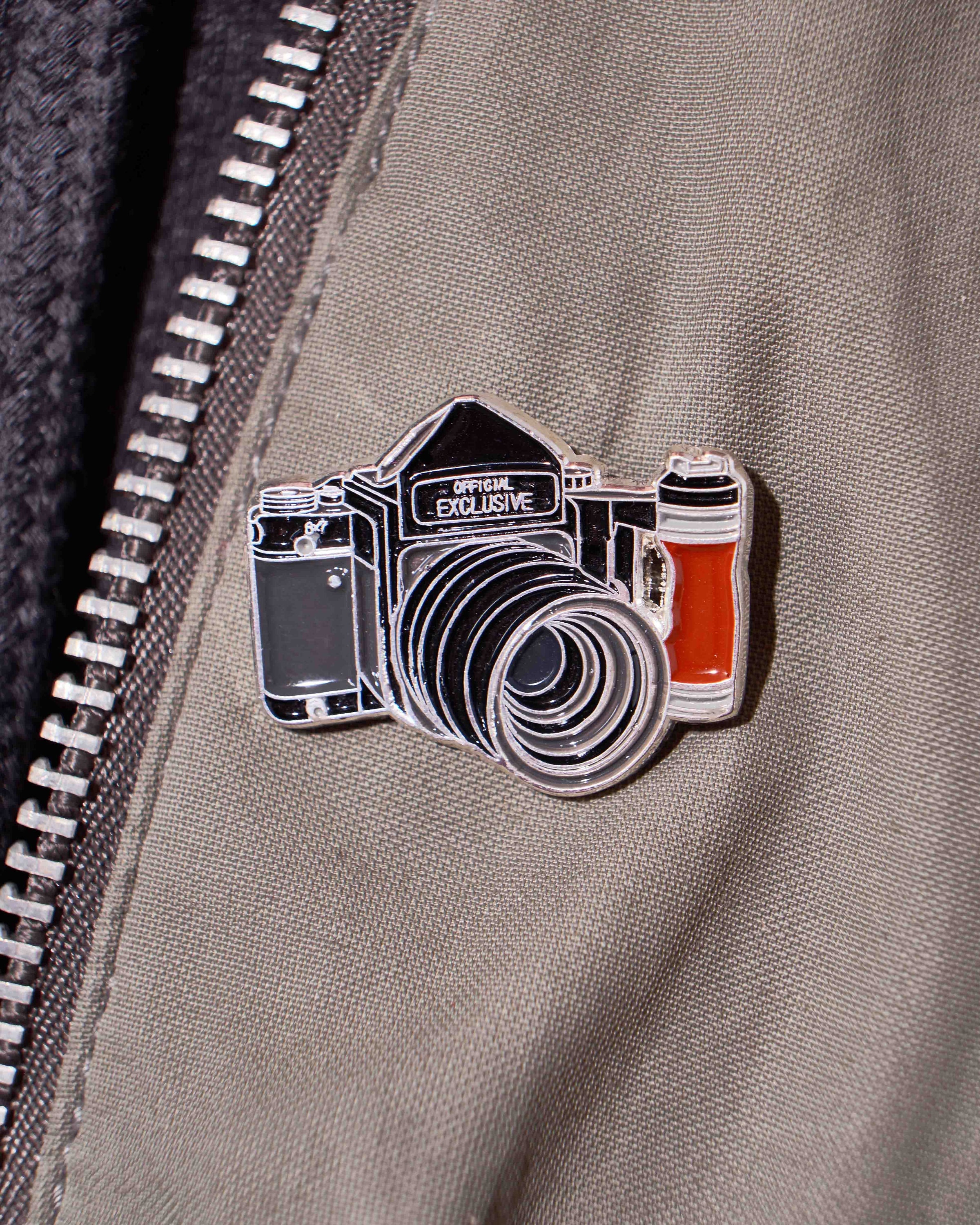 ペンタックス 6x7 120 中判フィルムカメラ エナメルピン - Etsy 日本