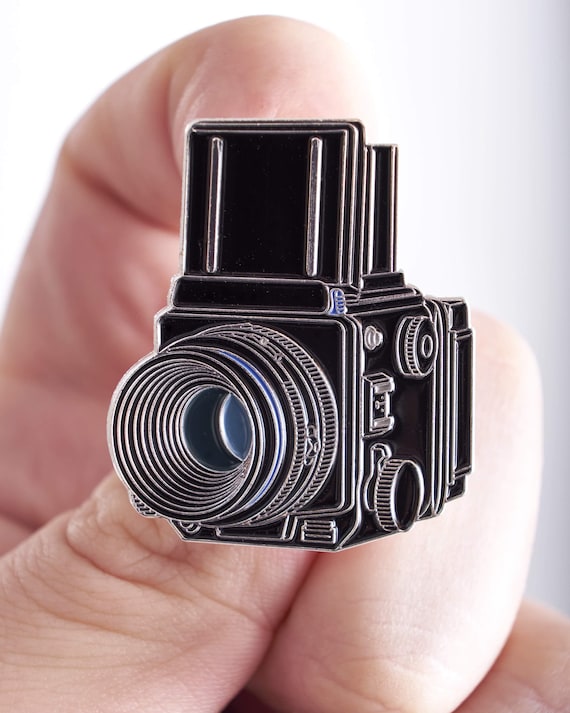 マミヤ RB67 / RZ67 中判 120 mm フィルムカメラ エナメルピン - Etsy 日本