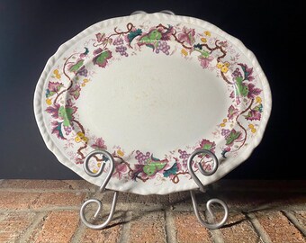 Vintage 1980s Jefferson Old Vine Porcelain White Decorative Oval Plate (Wedgwood Of Etruria & Barlaston - 13’’) - Vintage Flower Plate