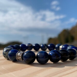 Trois Bleu