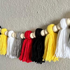 School Bus Theme Classroom Banner: Teacher Garland with Tassels