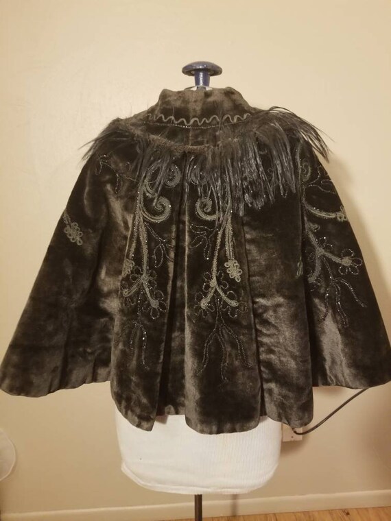 Antique Victorian fur trimmed cape