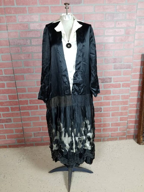 1920s black silk dress!