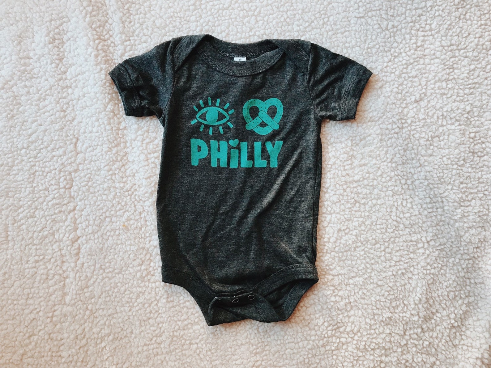 I Heart Philly Baby Onesie I Love Philadelphia Baby Onesie Etsy