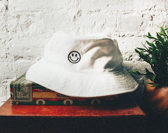 90s Smiley Face Bucket Hat - White Bucket Hat - 90s Inspired Vintage Bucket Hat