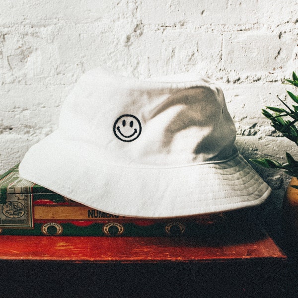 90s Smiley Face Bucket Hat - White Bucket Hat - 90s Inspired Vintage Bucket Hat