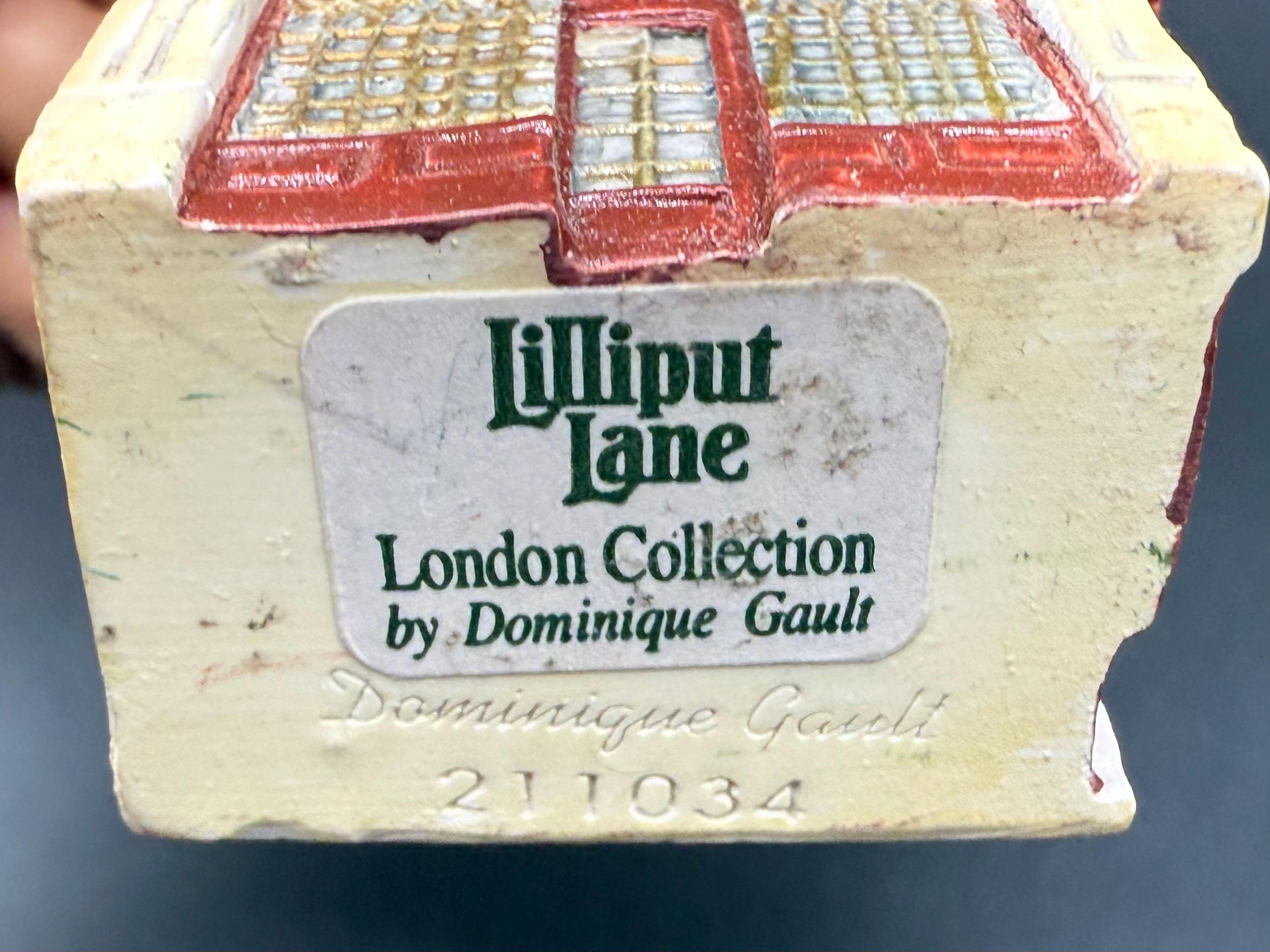 Lilliput Lane London Collection by Dominique Gault the Red Lion