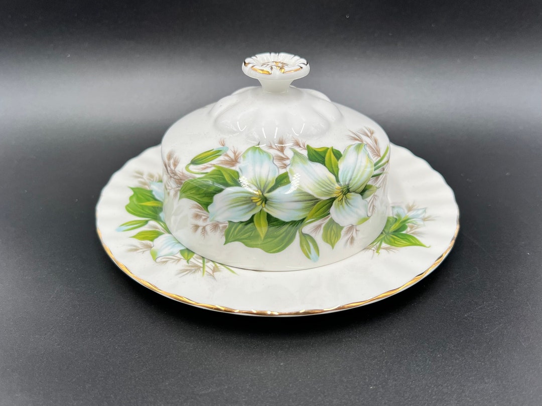 Royal Albert Trillium Butter Dish With Lid Set England Bone China