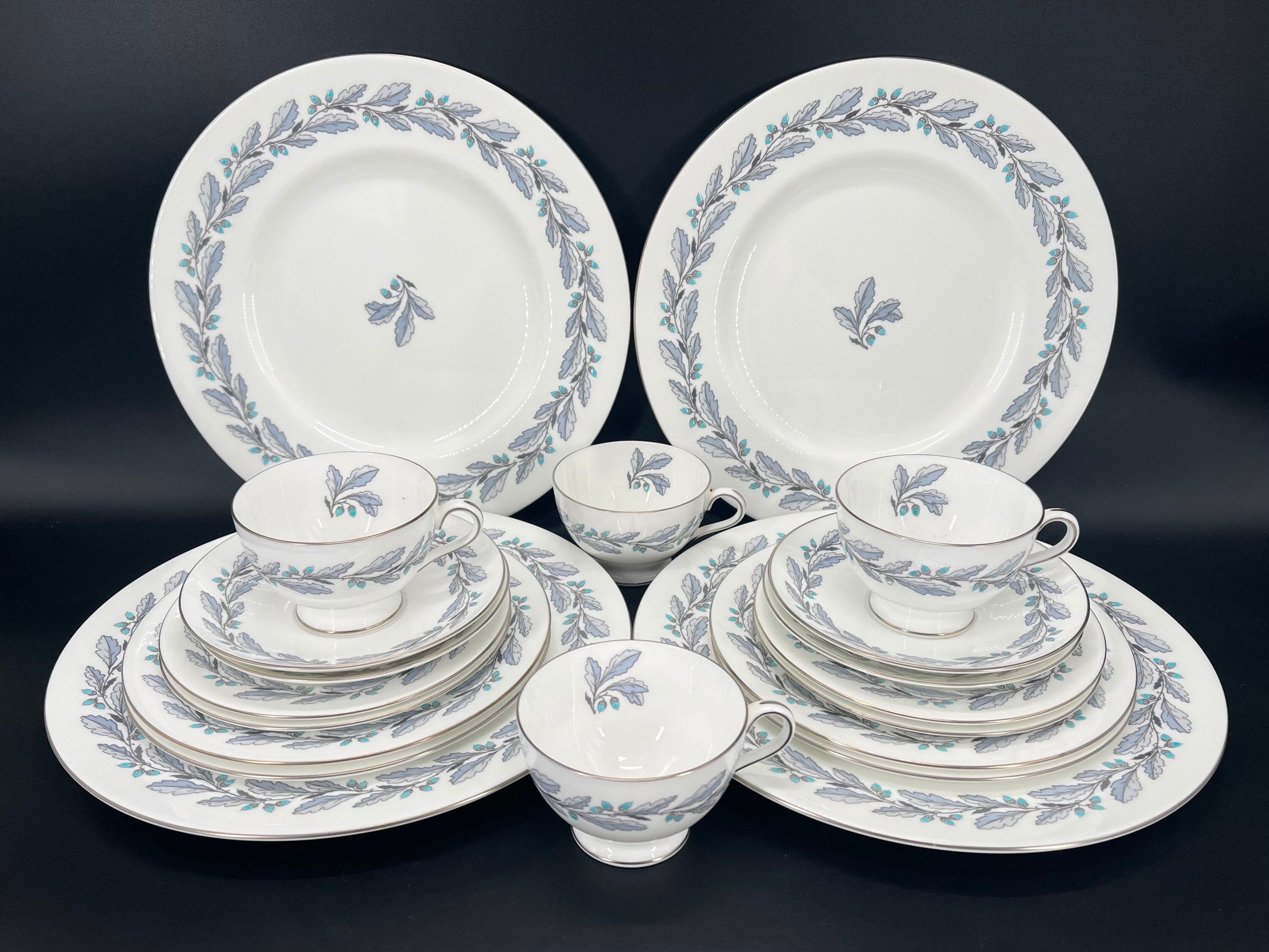 Minton Elizabethan Oak 5 Piece Place Setting X 4 Bone China