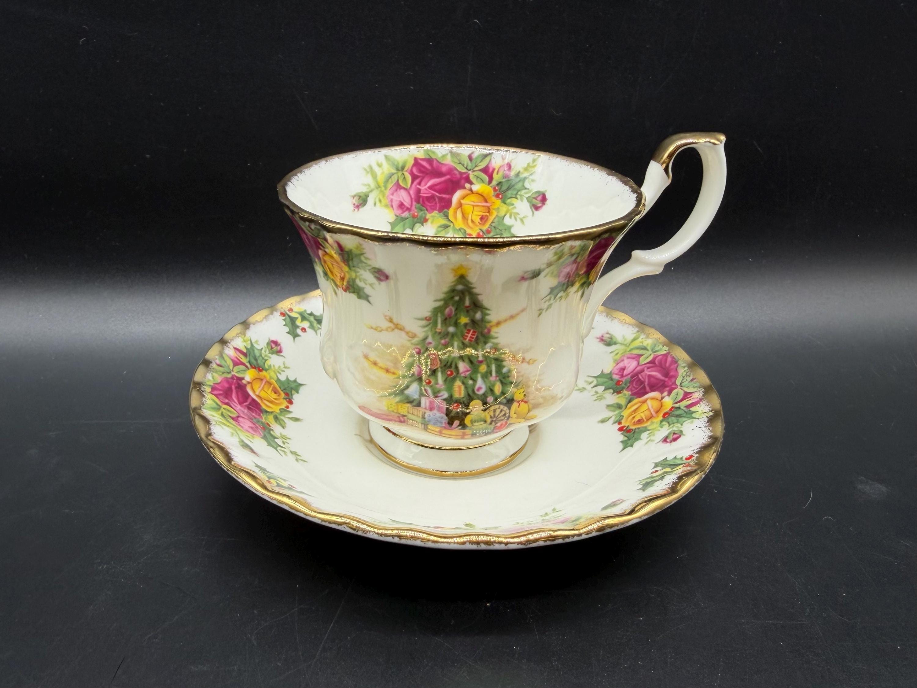 Royal Albert Old Country Roses Christmas Magic Christmas Tree Tea