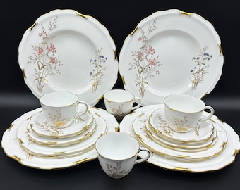 Royal Crown Derby Devonshire 5 Piece Place Setting x 4 Bone China England 20pcs