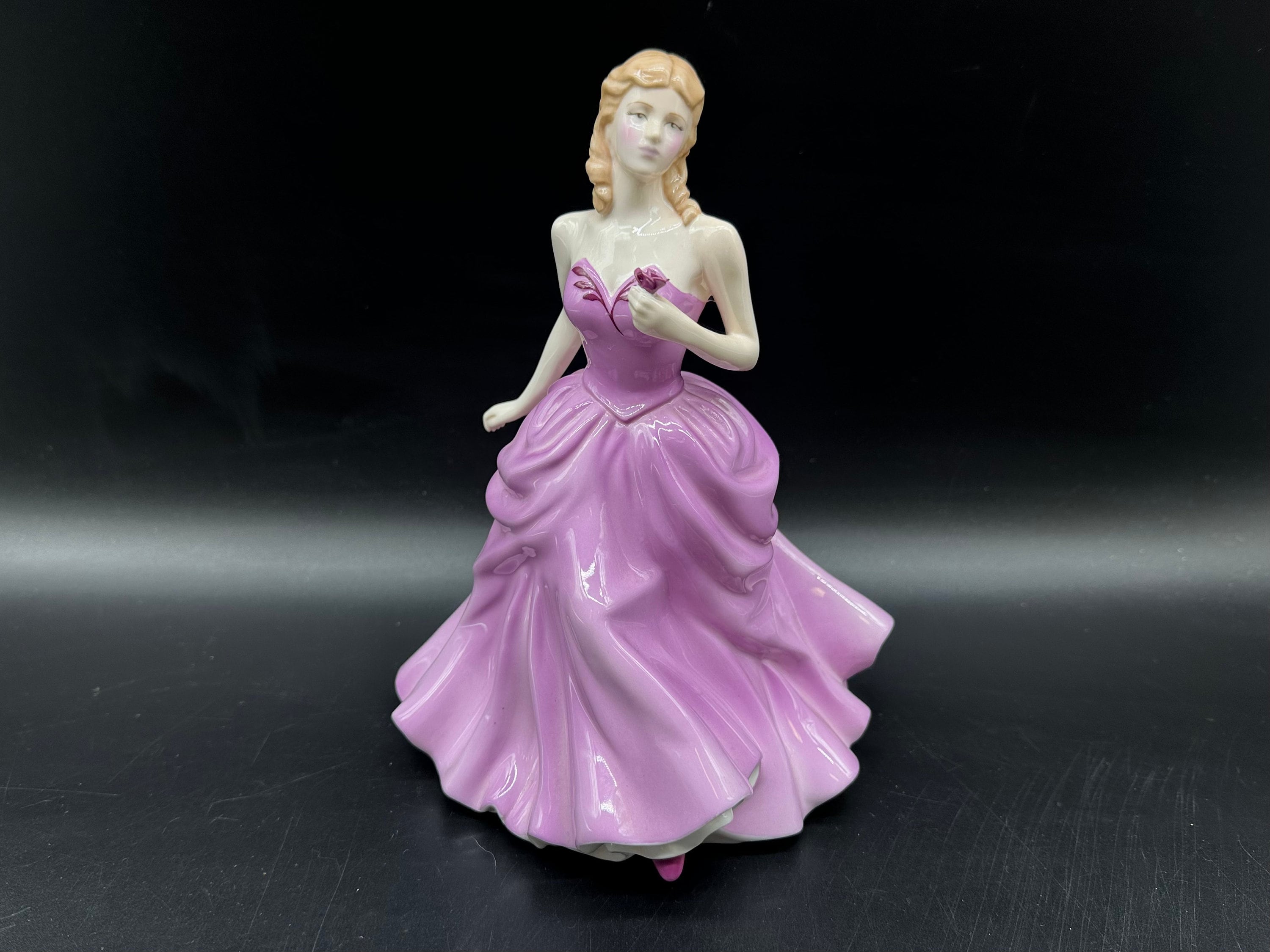 Royal Doulton 2004 Pretty Ladies Victoria HN 4623 Figurine Bone