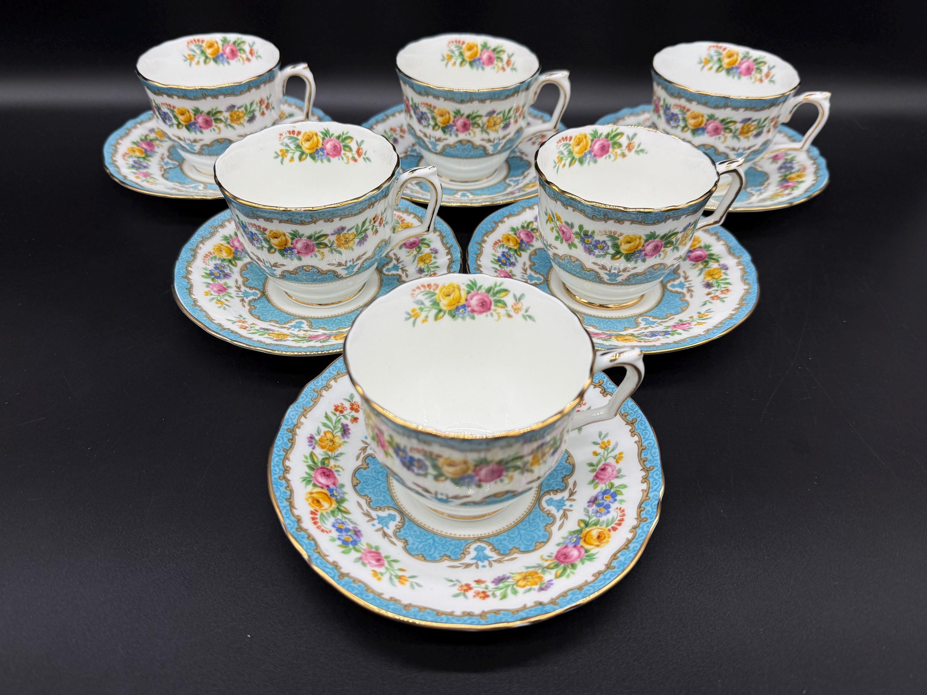 Staffordshire カップ&ソーサー 2客 ミルクピッチャー Staffordshire カップ&ソーサー 2客 ミルクピッチャー