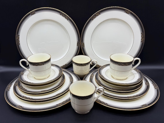 Noritake 9733 Spell Binder 5 Piece Place Setting X 4 Japan Bone