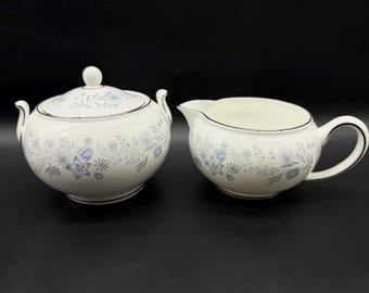 Juego de azucarero y cremera Belle Fleur de Wedgwood, porcelana de hueso, Inglaterra