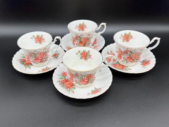 Royal albert Cup and saucer Centennial Rose (DEB) Royal albert Cup and saucer Centennial Rose (DEB)