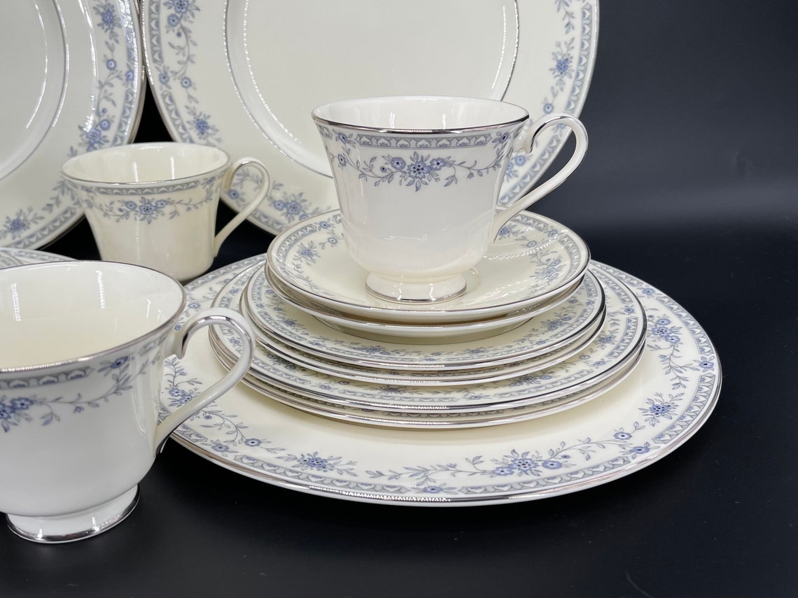 Minton Bellemeade 5 Piece Plate Settings X 4 Bone China Etsy Canada