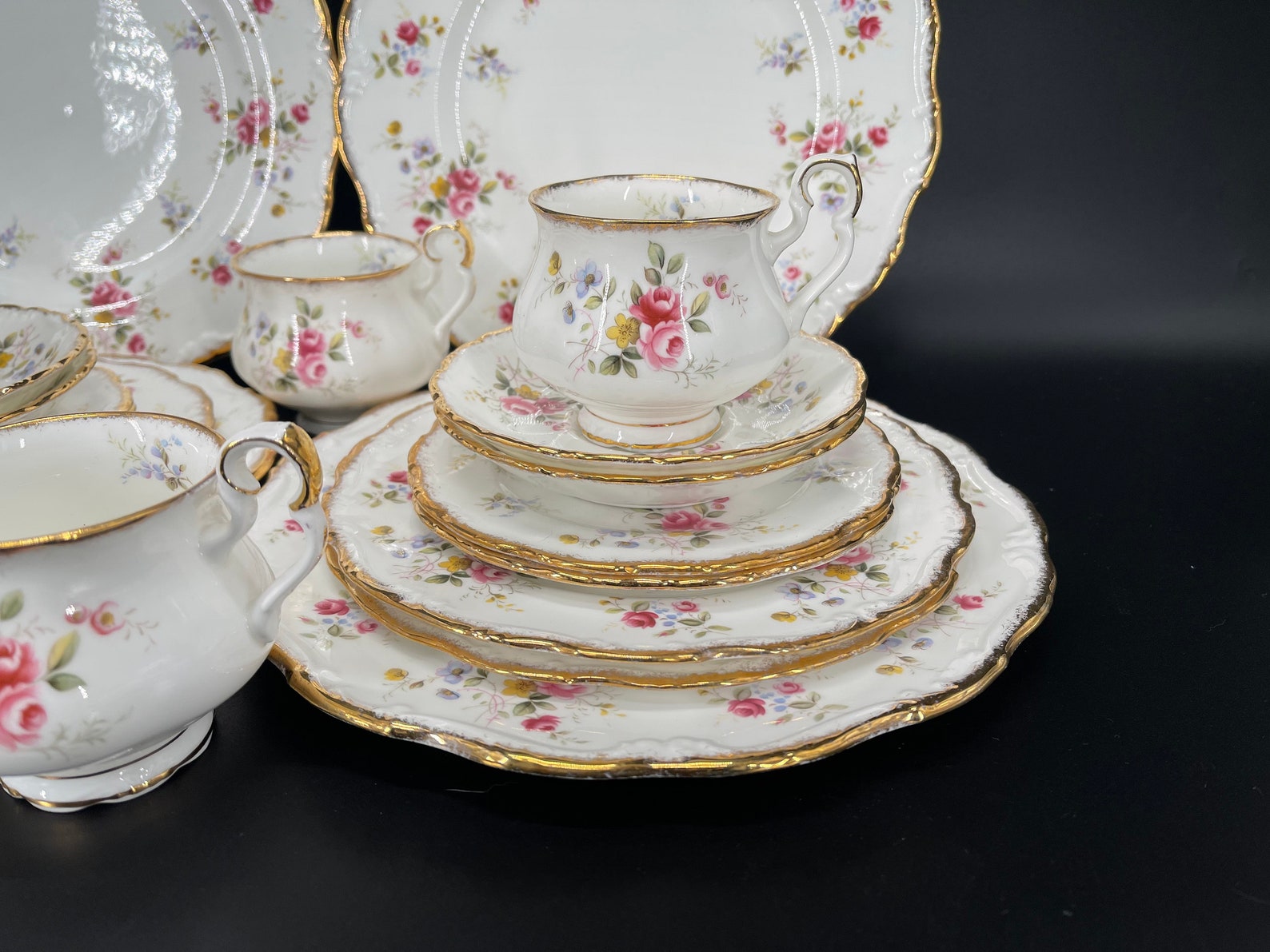 Royal Albert Tenderness 5 Piece Place Setting x 4 Bone China Etsy
