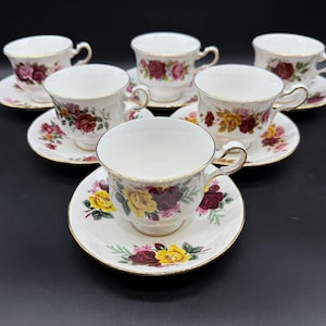 Queen Anne Mixed Floral Teetasse Untertassen Set (6er-Set) Bone China England