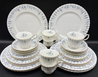 Royal Albert Memory Lane 5 Piece Place Setting x 6 Bone China England 30 Pieces