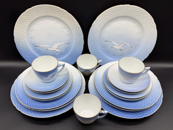食器 Bing & Grondahl  Collectibles 2015 B and G Bing & Grondahl Seagull 5 Piece Place Setting X 4 Denmark