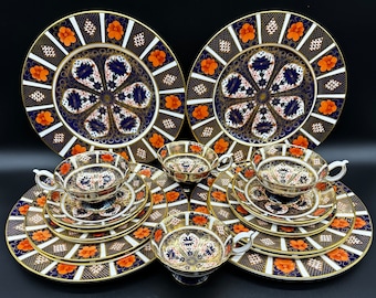 Royal Crown Derby Old Imari 5 Piece Place Setting x 4 Bone China England 20 Pcs
