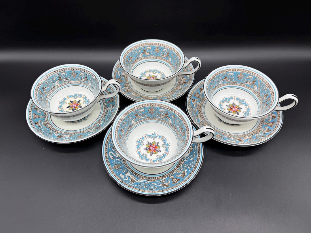 Wedgwood Florentine Turquoise Tea Cup Saucer Sets (set of 4) Bone