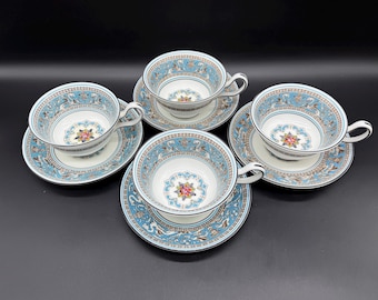 Lot De 2 Tasses Et Soucoupes Wedgwood Rose Florentine - Porcelaine Fine - Occasion