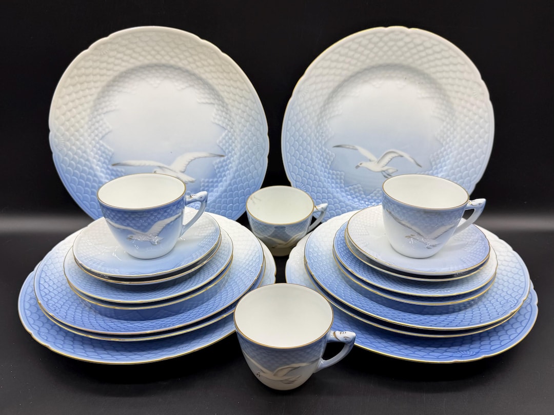 B and G Bing & Grondahl Seagull 5 Piece Place Setting X 4 Denmark